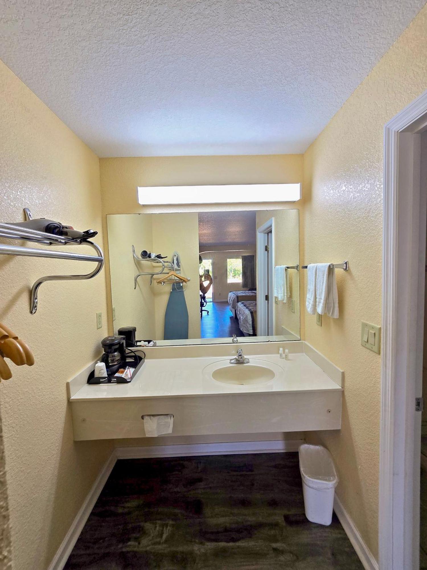 Garden Inn And Suites Near Callaway Gardens Pine Mountain Luaran gambar