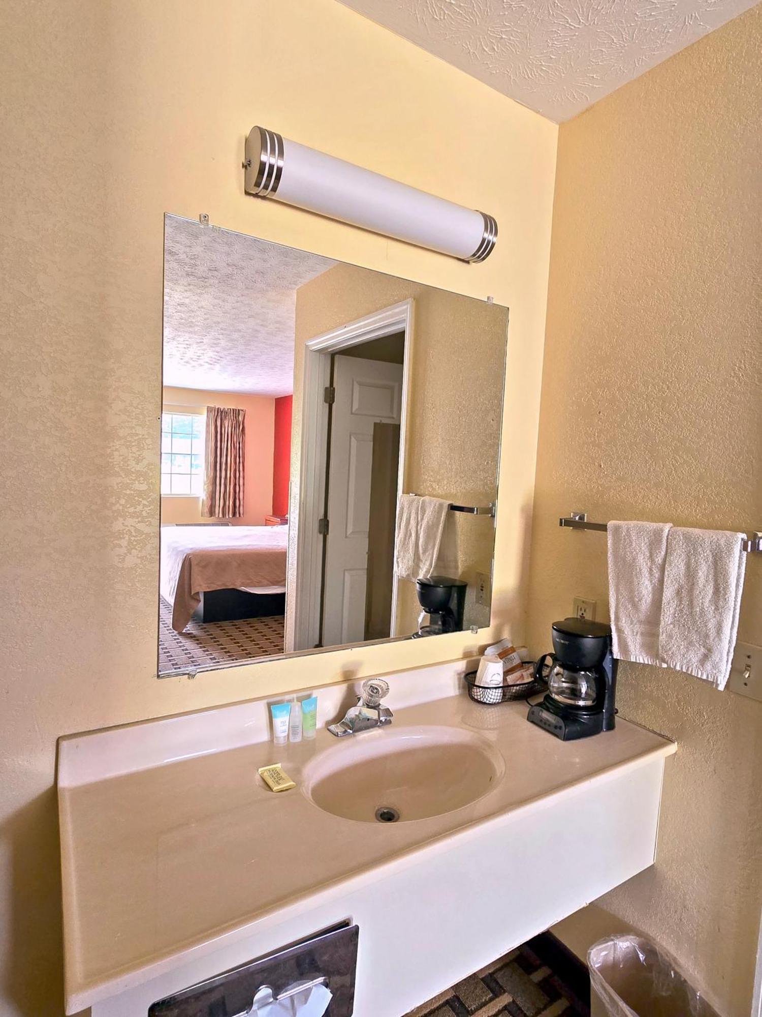 Garden Inn And Suites Near Callaway Gardens Pine Mountain Luaran gambar