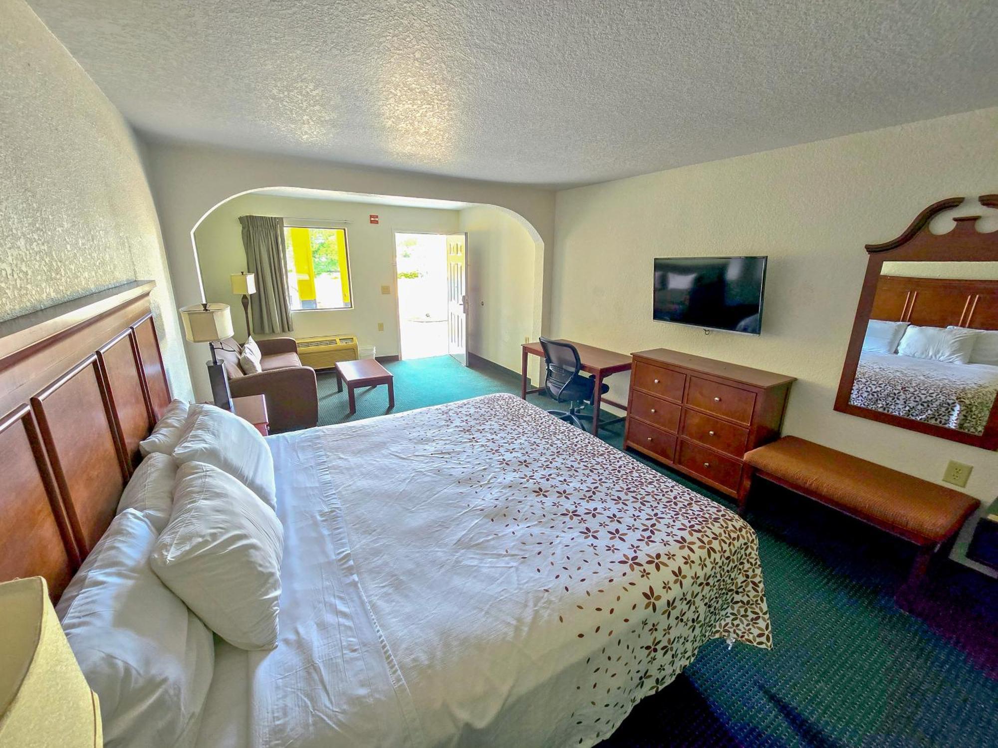 Garden Inn And Suites Near Callaway Gardens Pine Mountain Luaran gambar