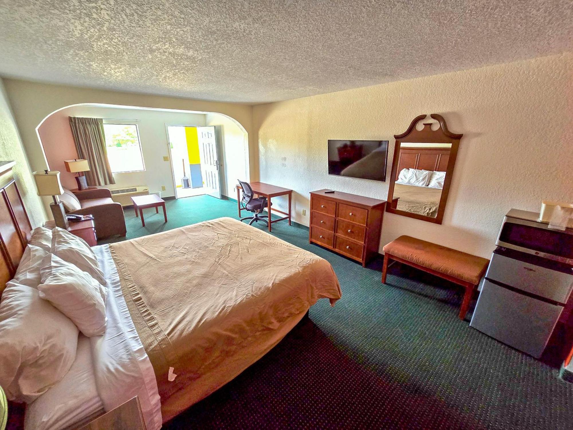 Garden Inn And Suites Near Callaway Gardens Pine Mountain Luaran gambar